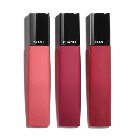 Barras de labios Chanel .